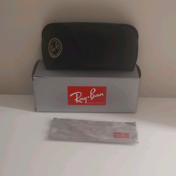 Ray-Ban Other - New Ray-Ban sunglasses case